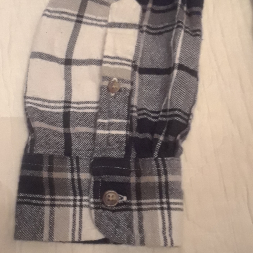 Chaps flannel shirt - Picture 4 of 5